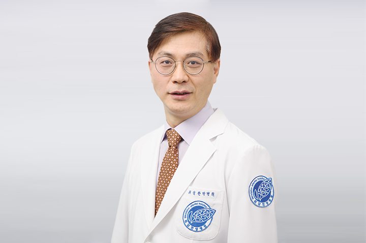 검사를 받아도 복통의 원인을 모른다면, 과민대장증후군 의심해야
