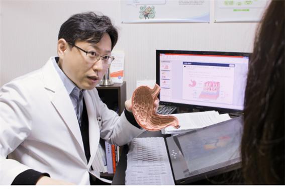 어지름증과 소화불량 함께 나타난다면? 담적병 치료해야